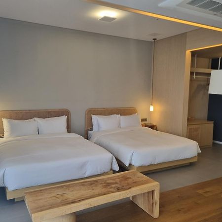 Hound Hotel Haeundae Signature Puszan Kültér fotó