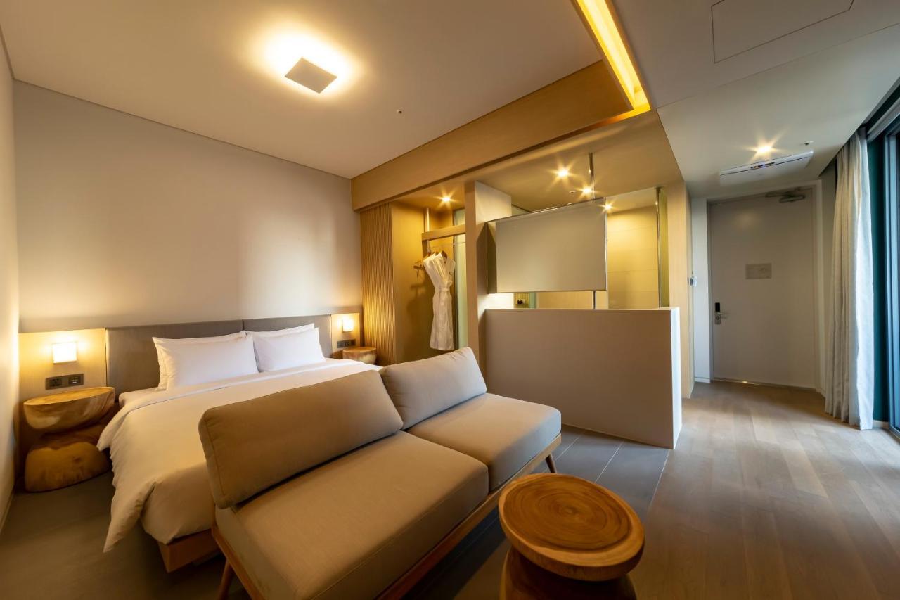Hound Hotel Haeundae Signature Puszan Kültér fotó